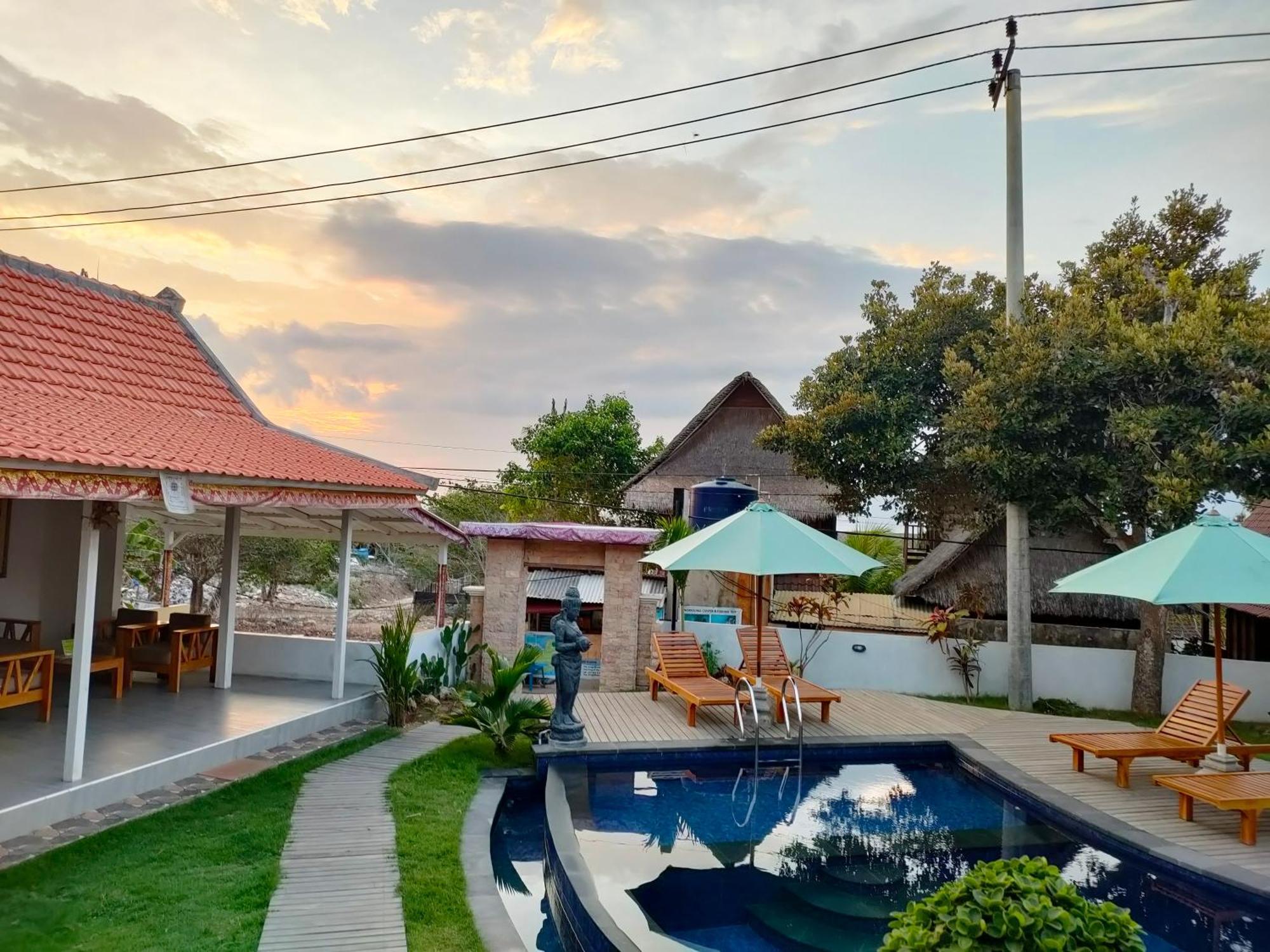 Blue Sky Villa Ceningan Lembongan Exterior foto
