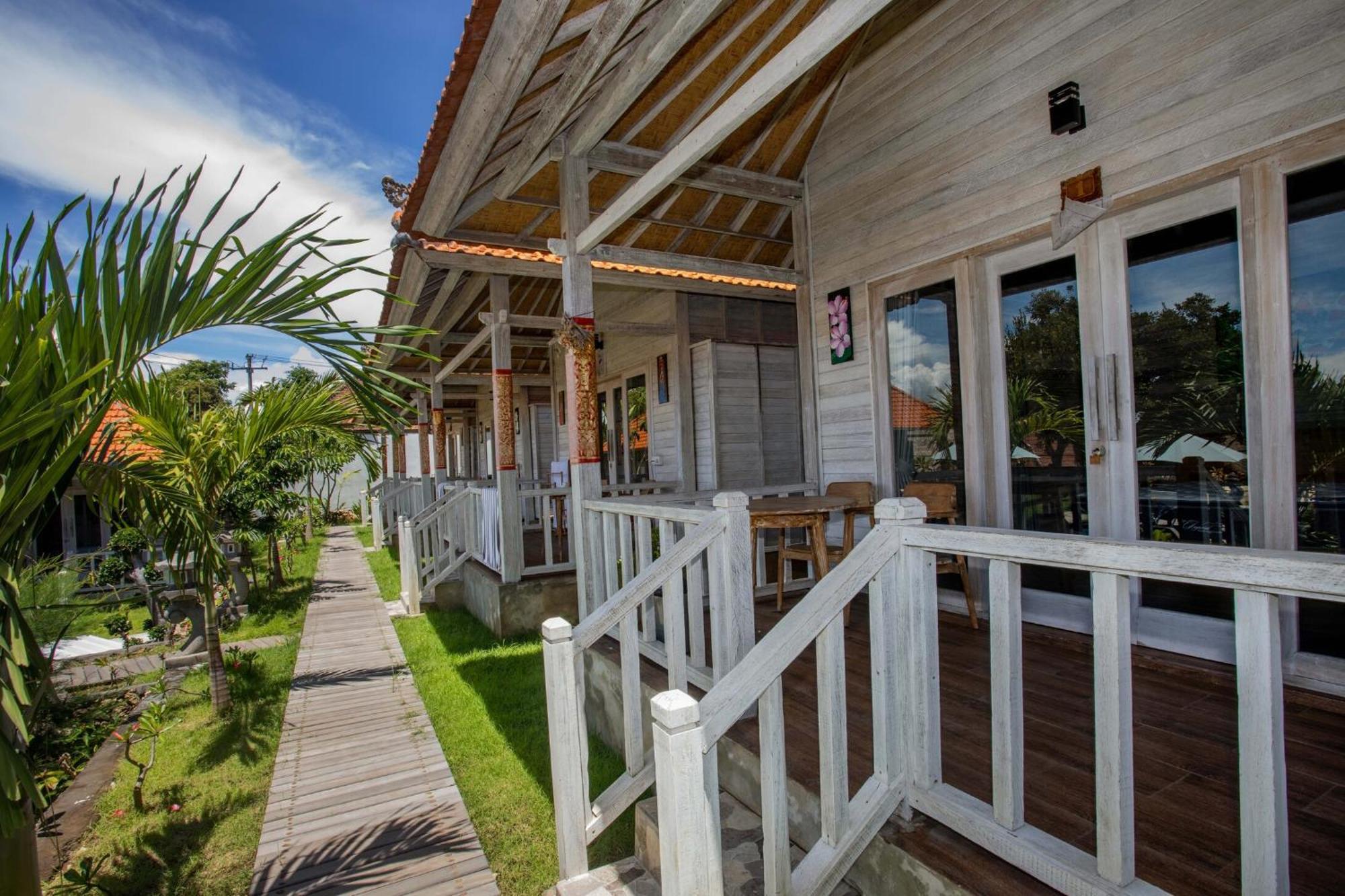 Blue Sky Villa Ceningan Lembongan Exterior foto